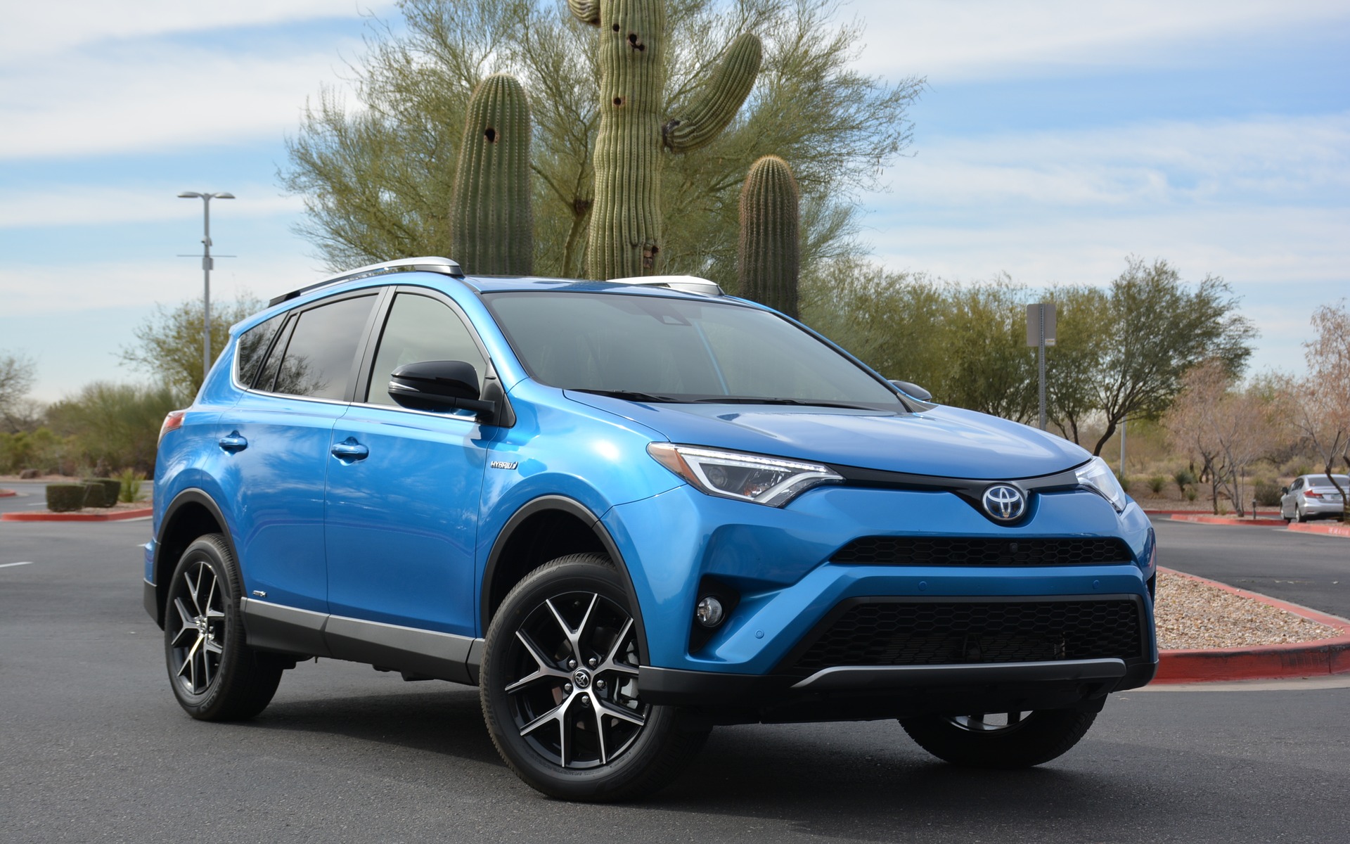 Otkriveno 15 najpouzdanijih automobila 2 14-Otkriveno 15 najpouzdanijih automobila-Toyota RAV 4